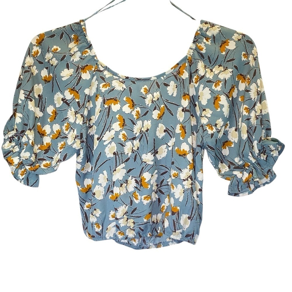 SIENNA SKY Women's size small muted floral puff sleeve cut out tie back blouse